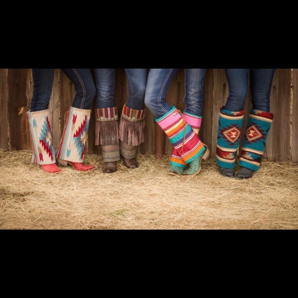 Serape Boot Rugs - Picture 3 of 3